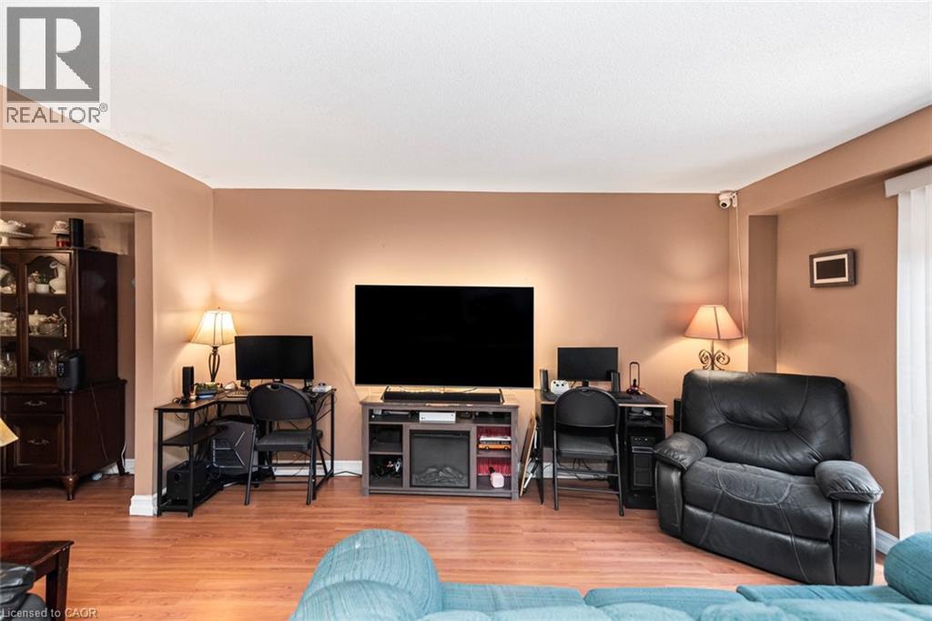 127 Terni Boulevard, Hamilton, ON