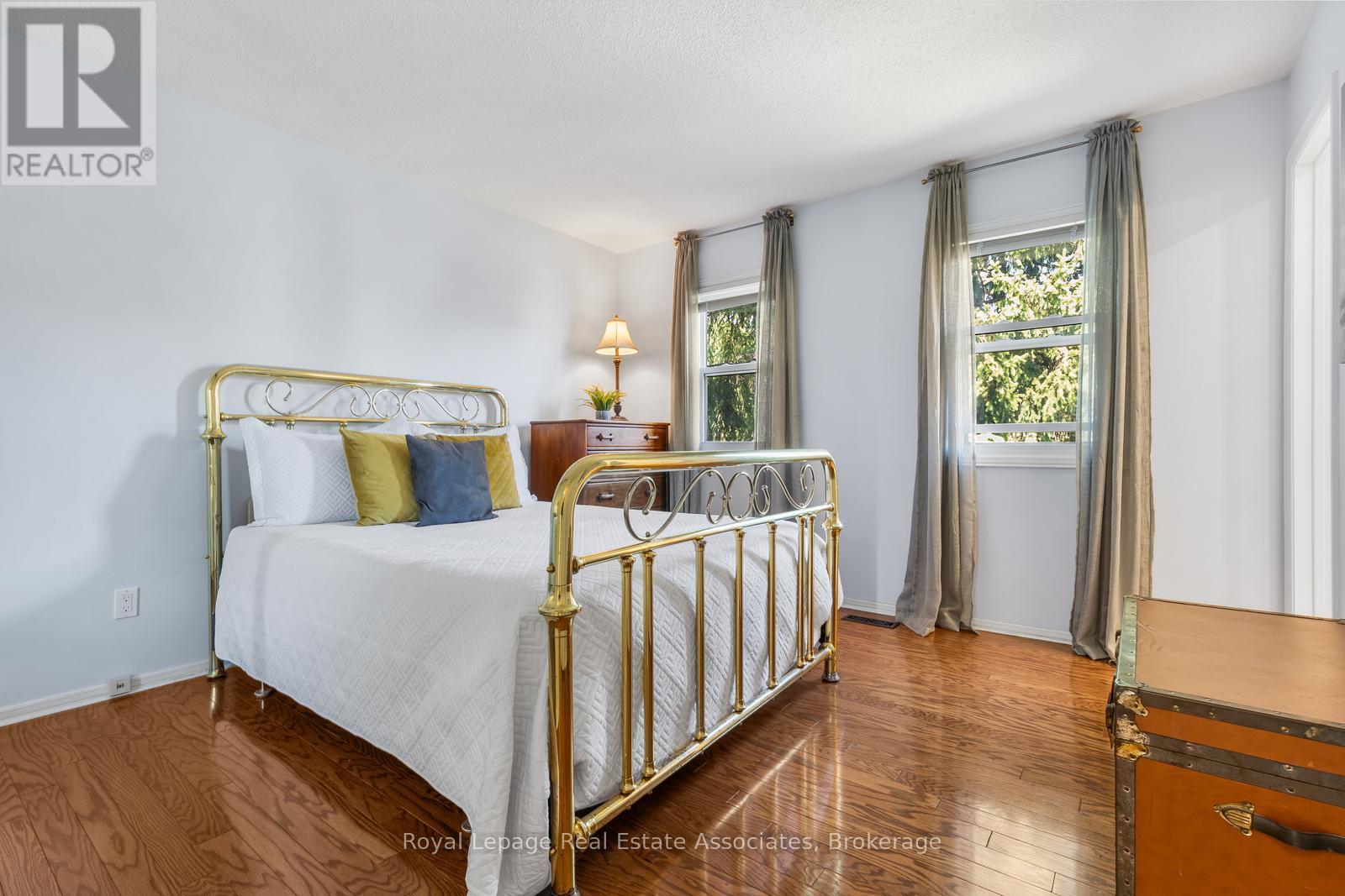 4107 Rolling Valley Drive, Mississauga, ON - Indoor Photo Showing Bedroom