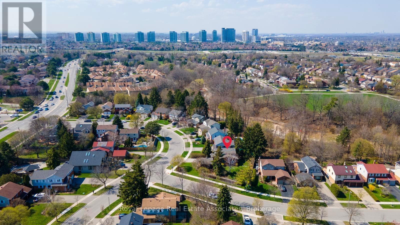 4107 Rolling Valley Drive, Mississauga, ON - Outdoor With View