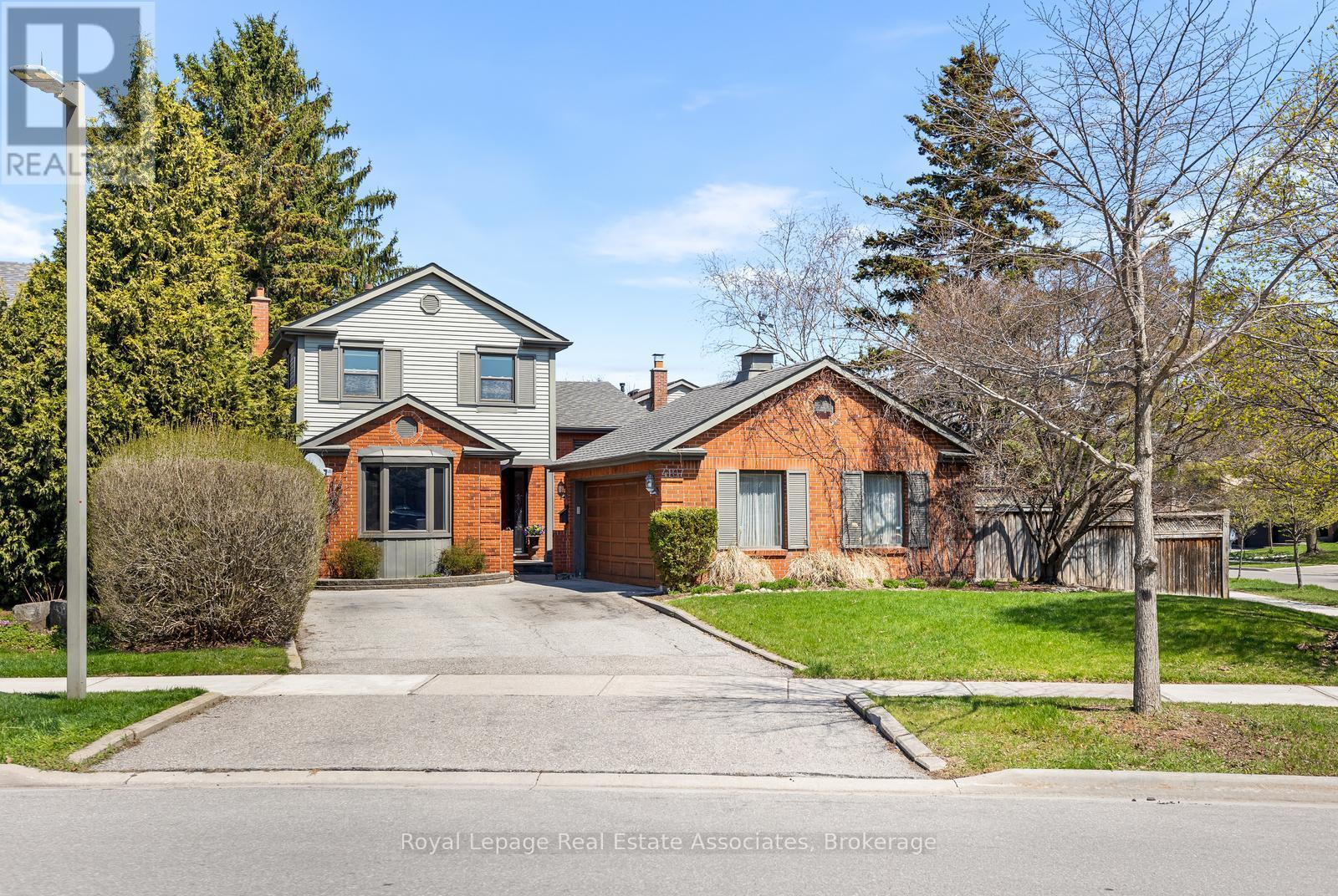 4107 Rolling Valley Drive, Mississauga, ON - Outdoor With Facade