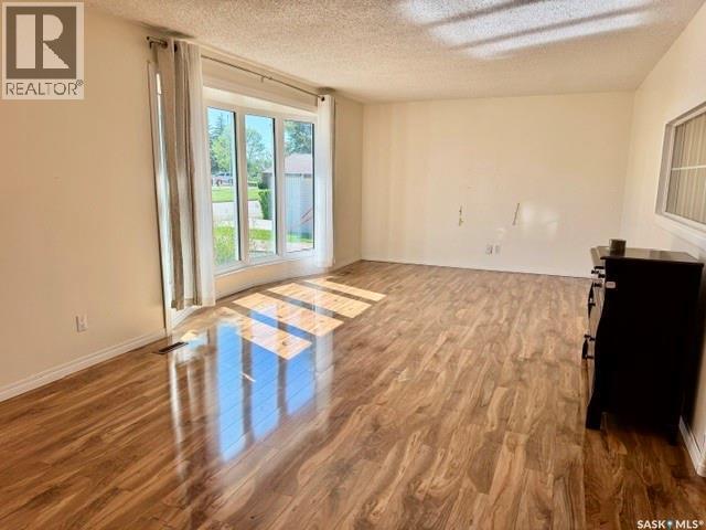 503 2Nd Street Ne, Watson, SK