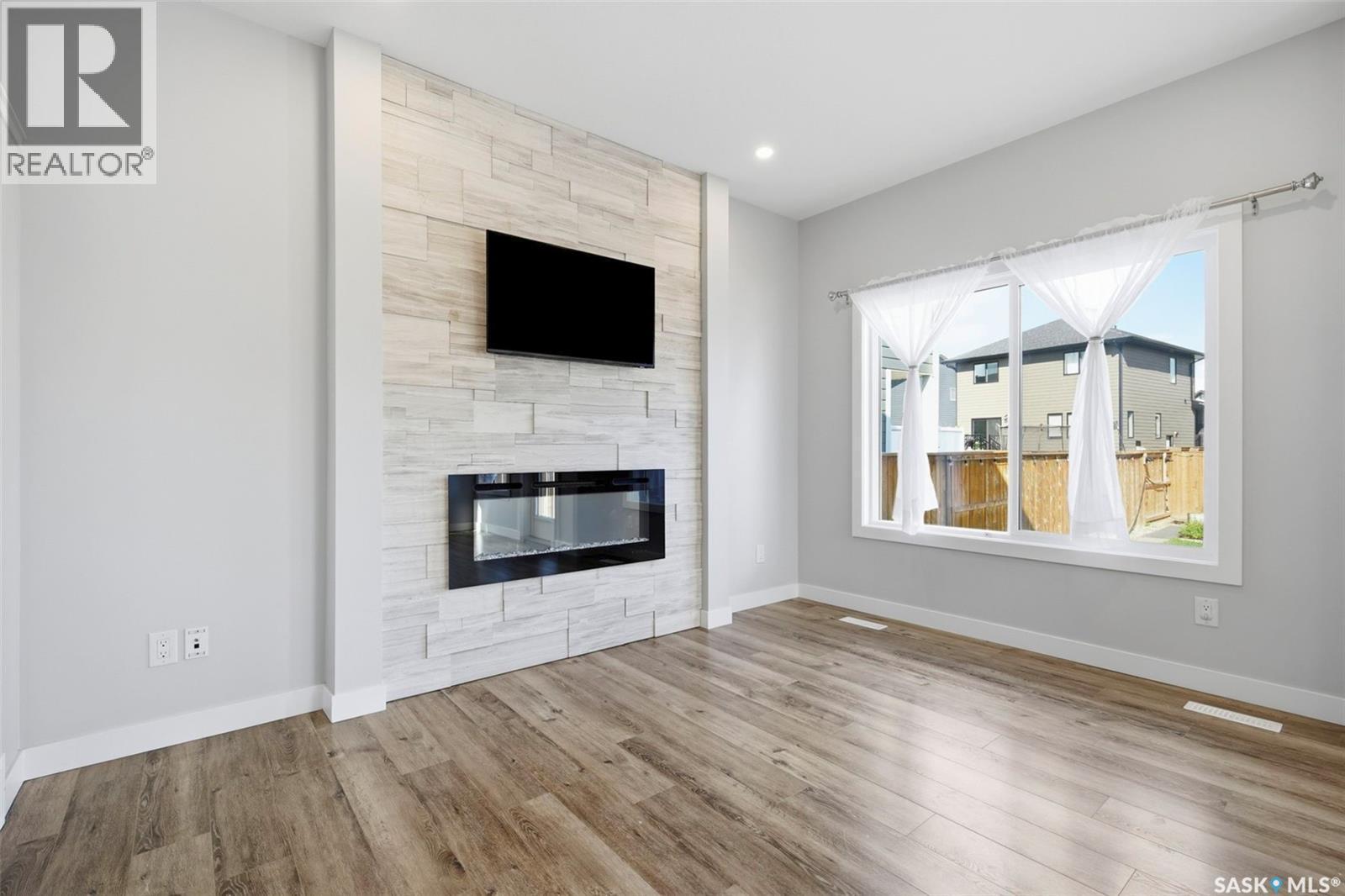422 Keith Turn, Saskatoon, SK