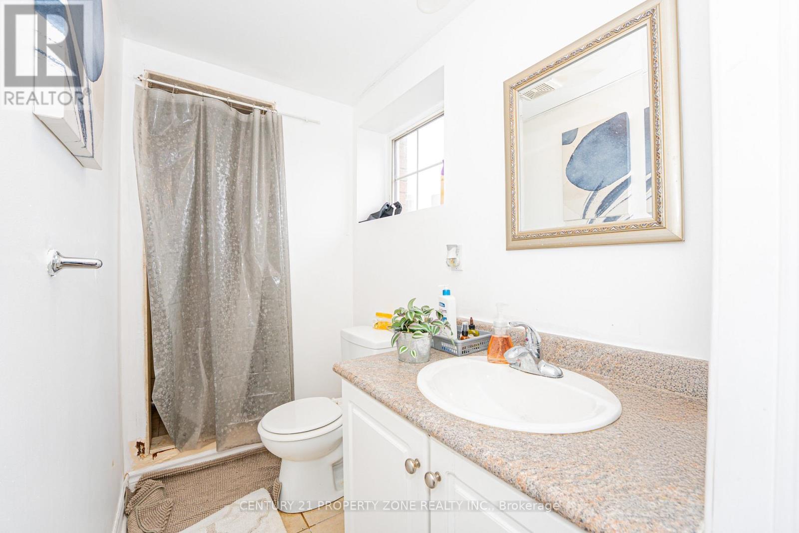 804 Ormond Drive, Oshawa, ON