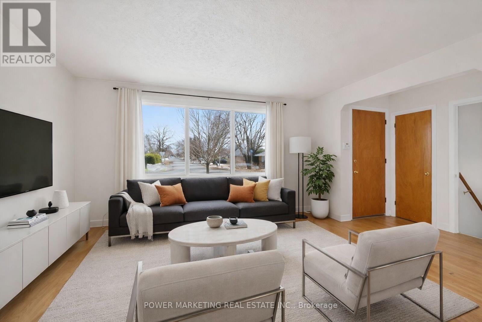 944 Eve Street, Ottawa, ON