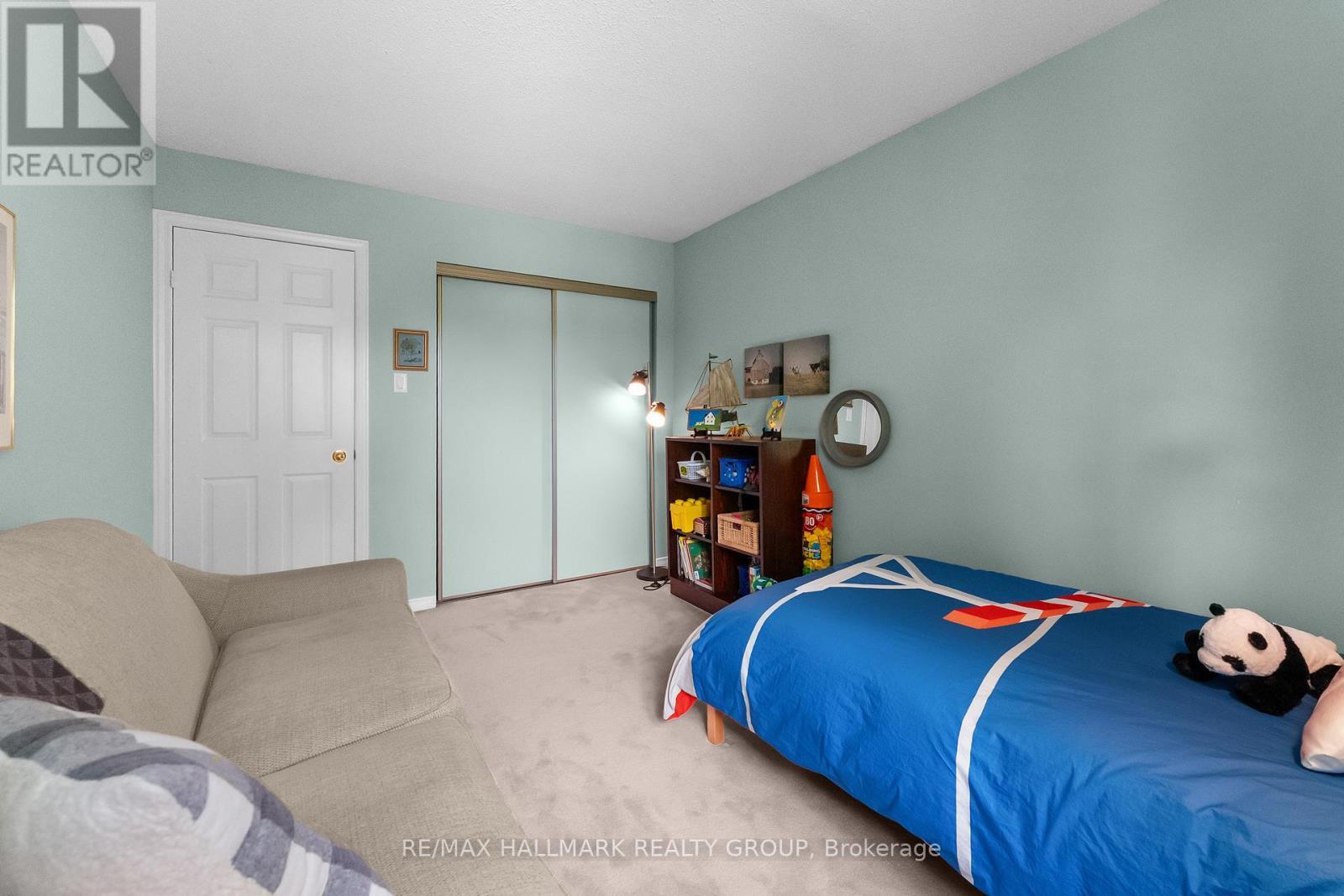 20 Royal Oak Court, Ottawa, ON