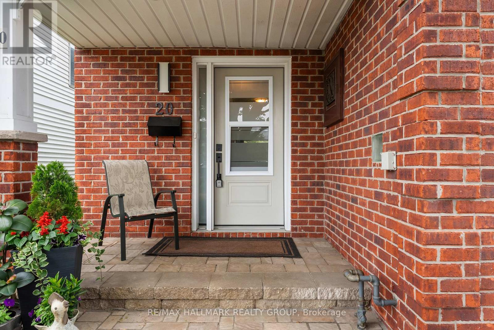 20 Royal Oak Court, Ottawa, ON