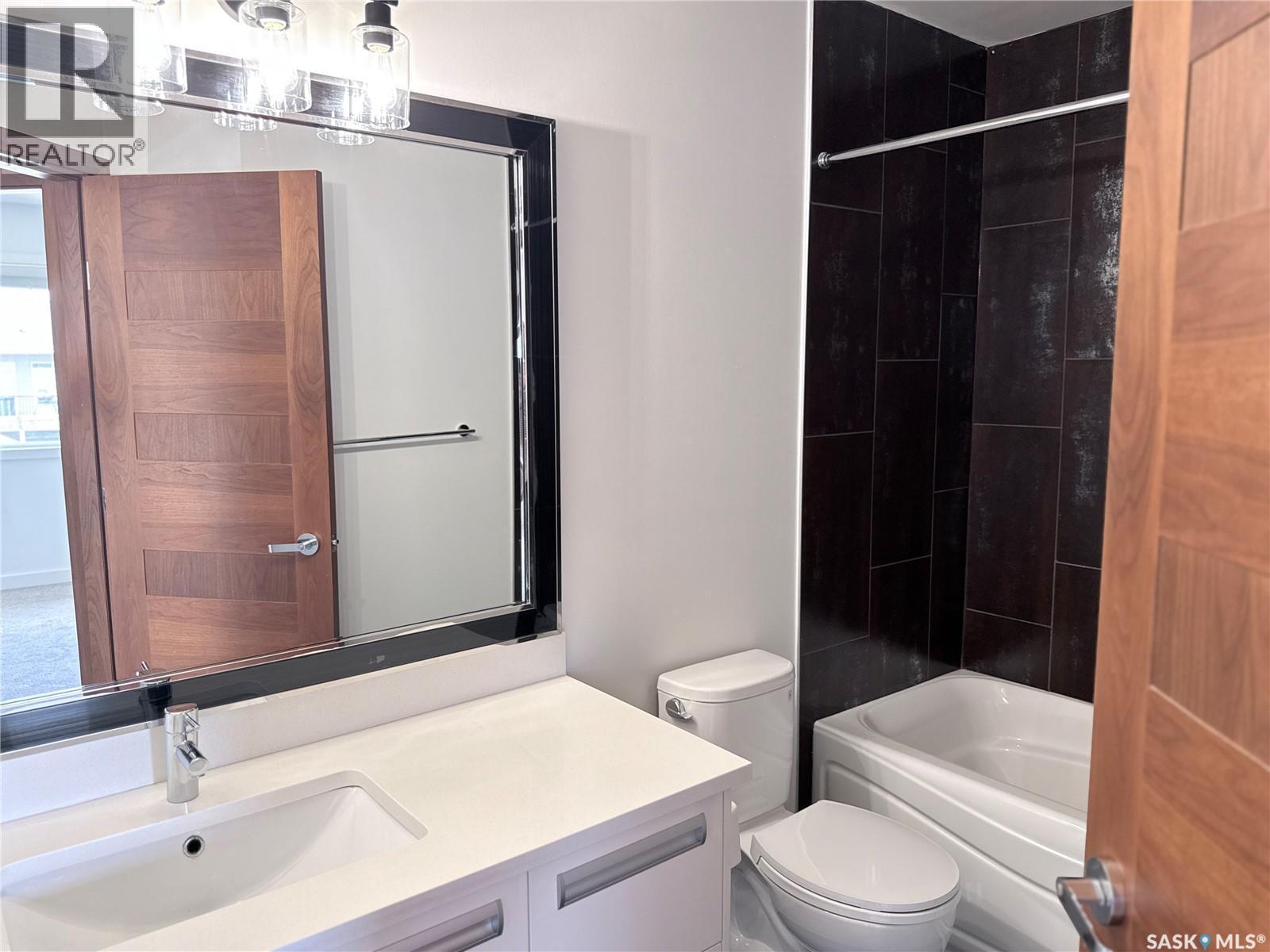 147 Tweed Lane, Saskatoon, SK