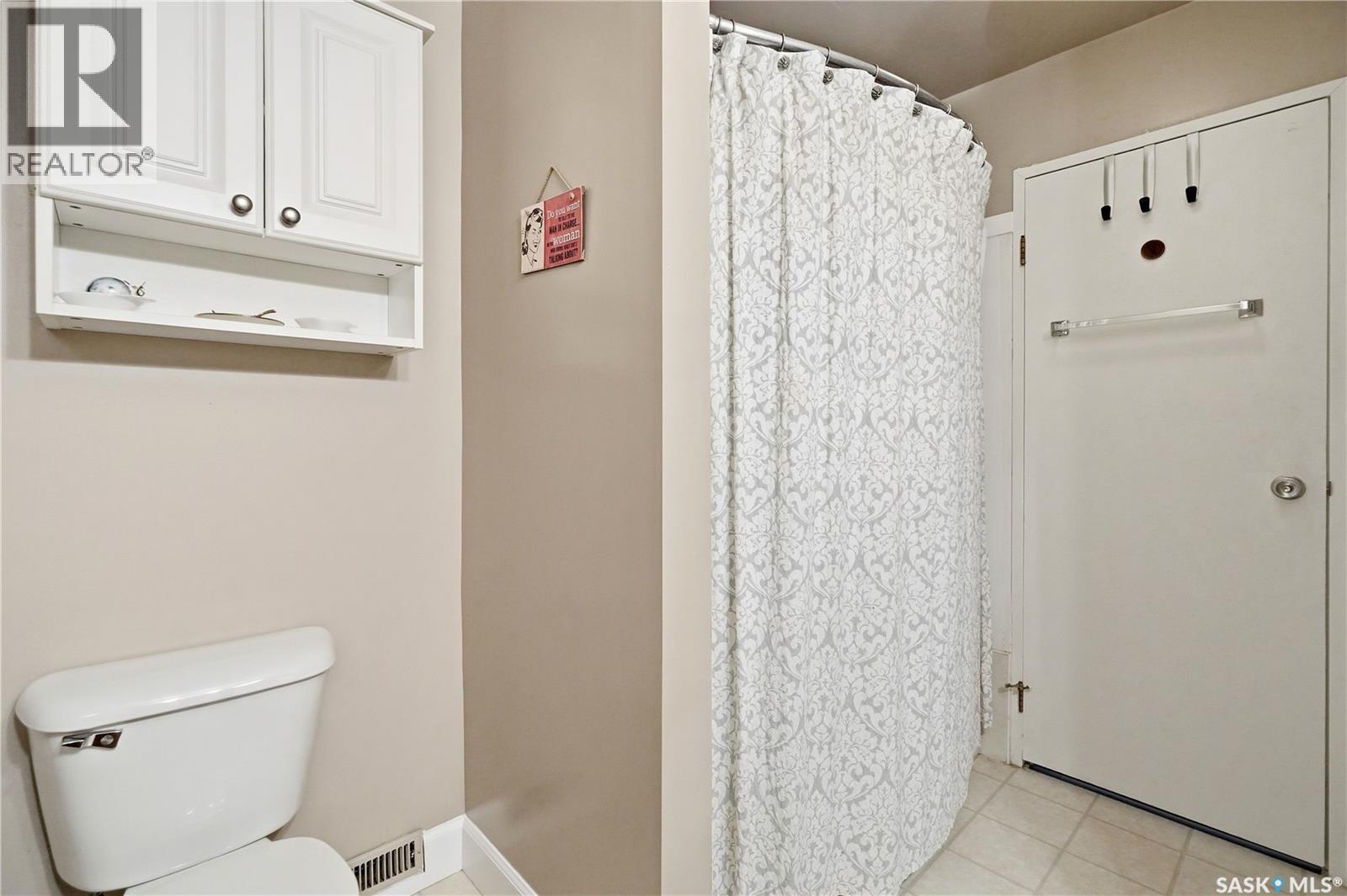 39 Laverendrye Way, Regina, SK