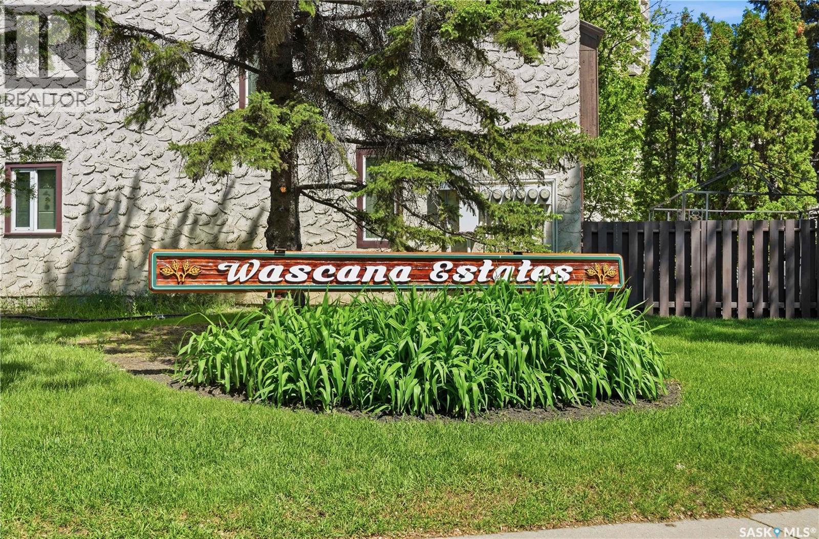 39 Laverendrye Way, Regina, SK