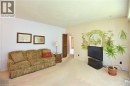 19 Gildea Street, Hamilton, ON  - Indoor Photo Showing Living Room 