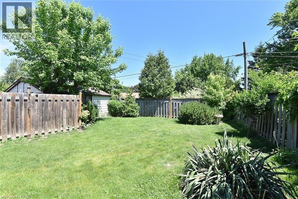 19 Gildea Street, Hamilton, ON - Outdoor