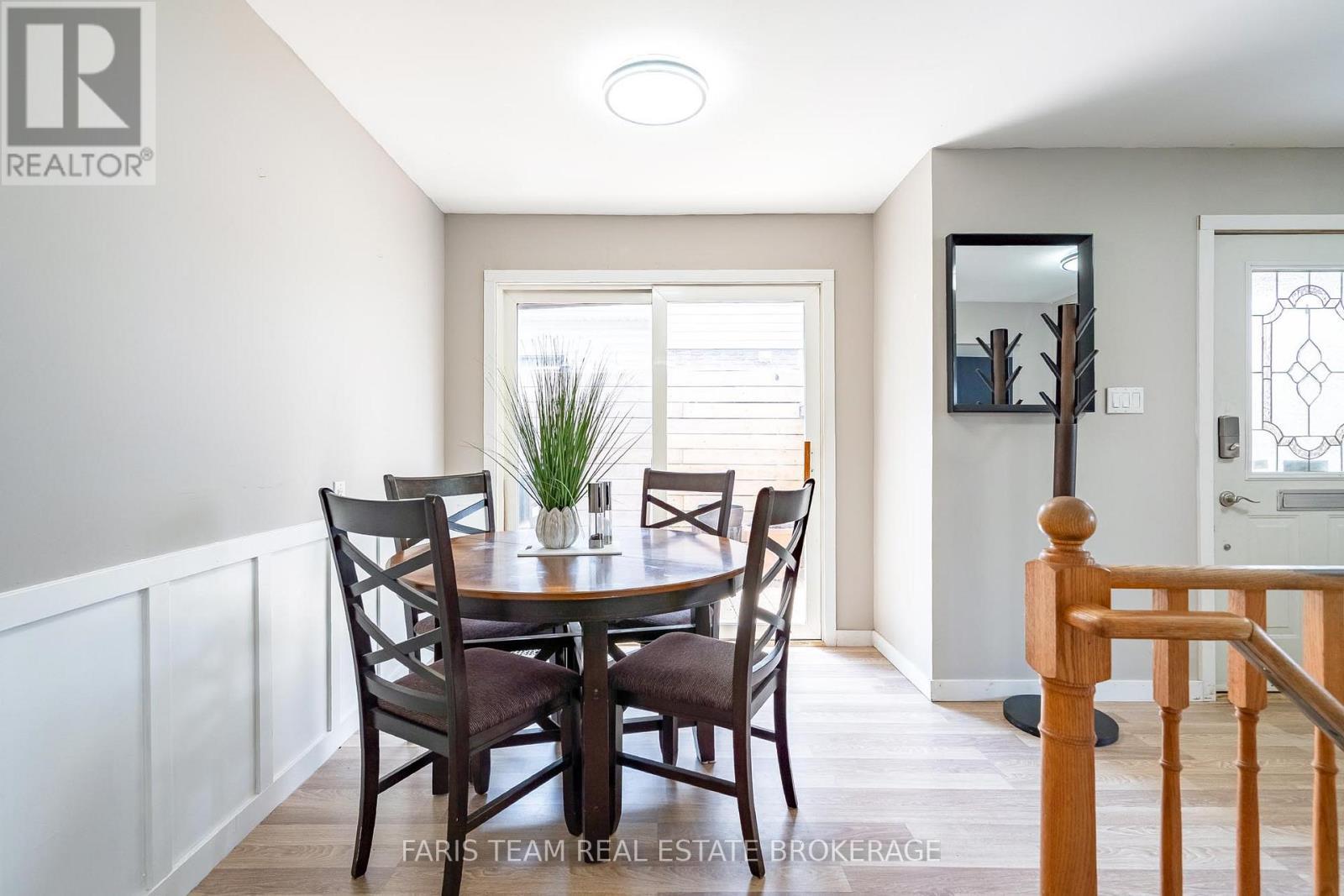 109 Daphne Crescent, Barrie, ON