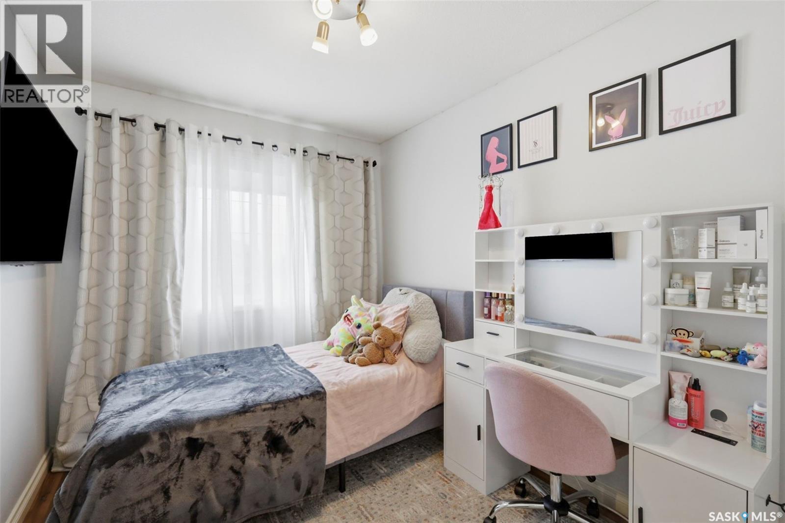 722 Lamarsh Lane, Saskatoon, SK