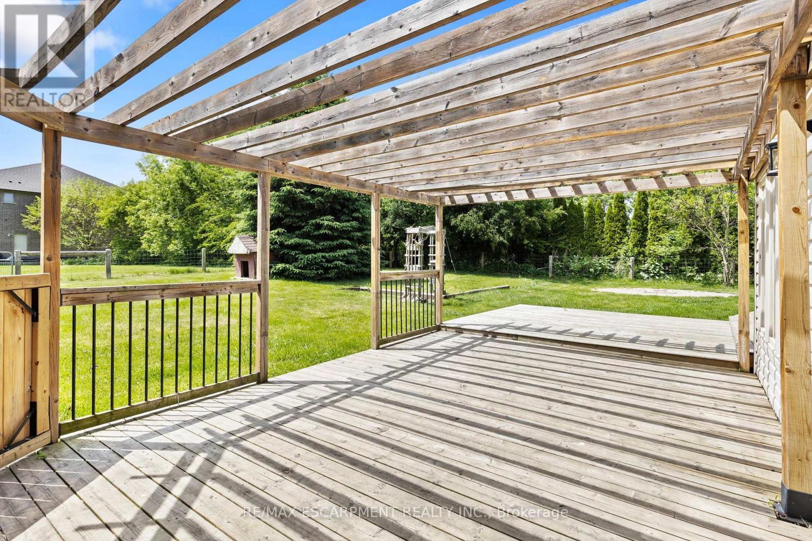404 Hamilton Drive, Hamilton, ON