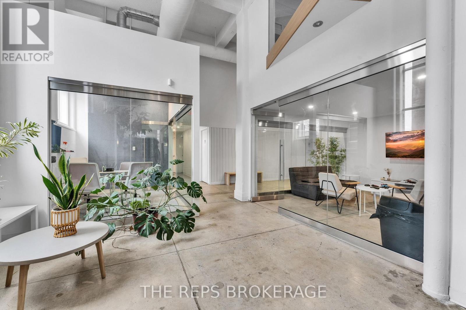 43 Eccles Street, Ottawa, ON