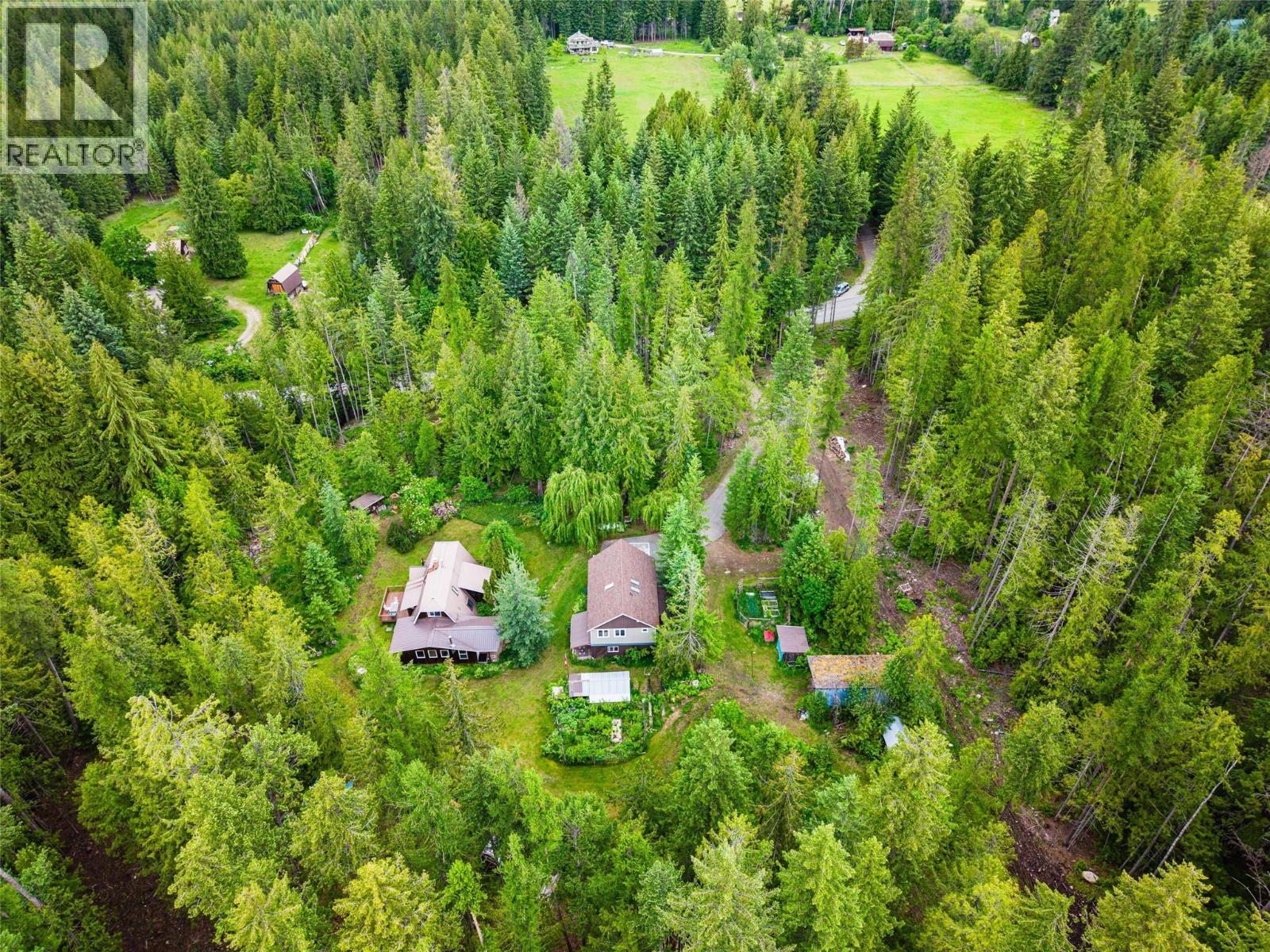 7346 Harrop Procter Road, Procter, BC