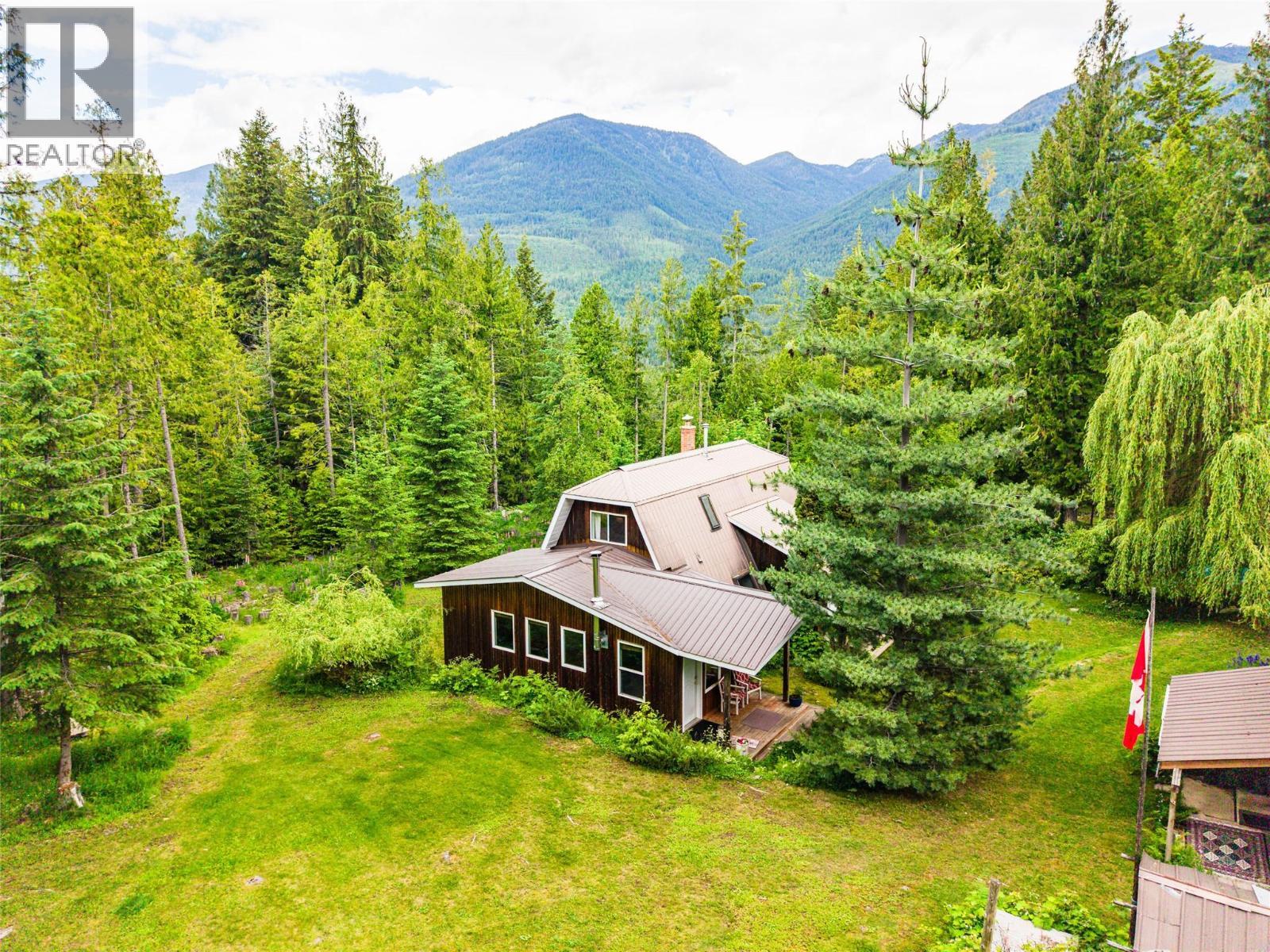 7346 Harrop Procter Road, Procter, BC