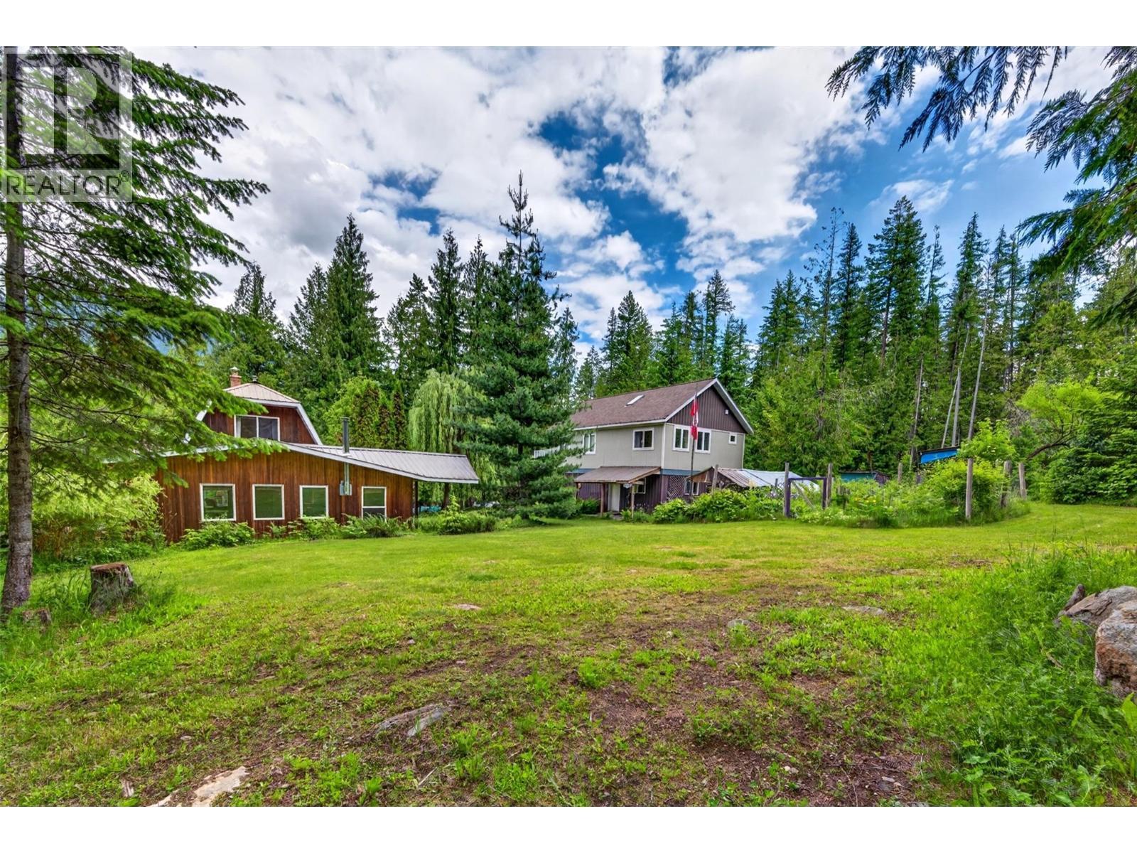 7346 Harrop Procter Road, Procter, BC