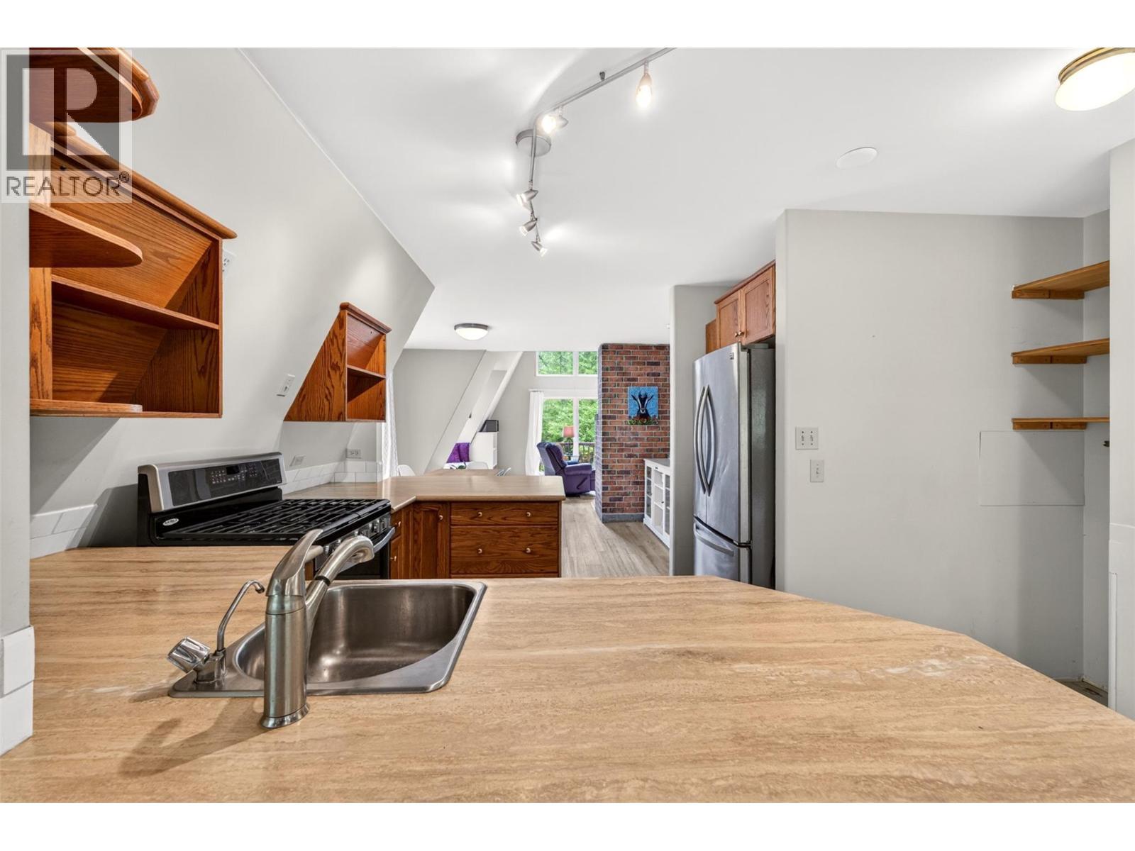 7346 Harrop Procter Road, Procter, BC