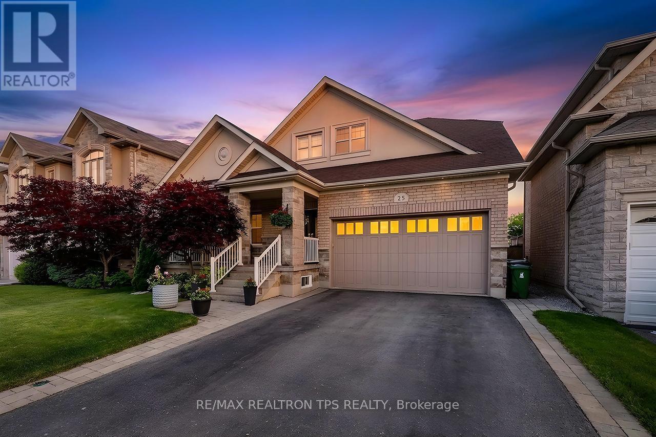 25 Leafield Drive, Toronto, ON
