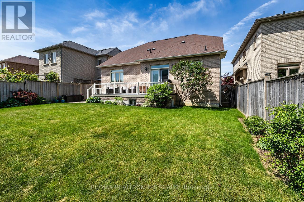Huge Lot - 25 Leafield Drive, Toronto, ON