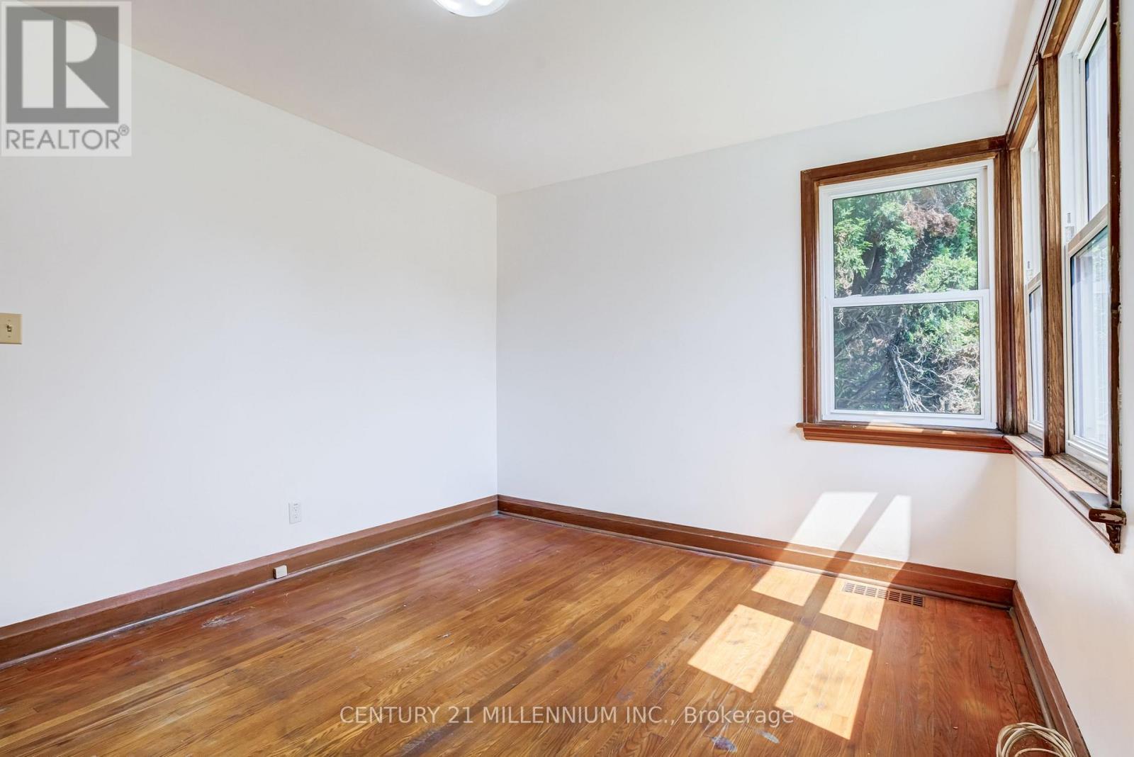 99 Sunning Hill Avenue, Hamilton, ON