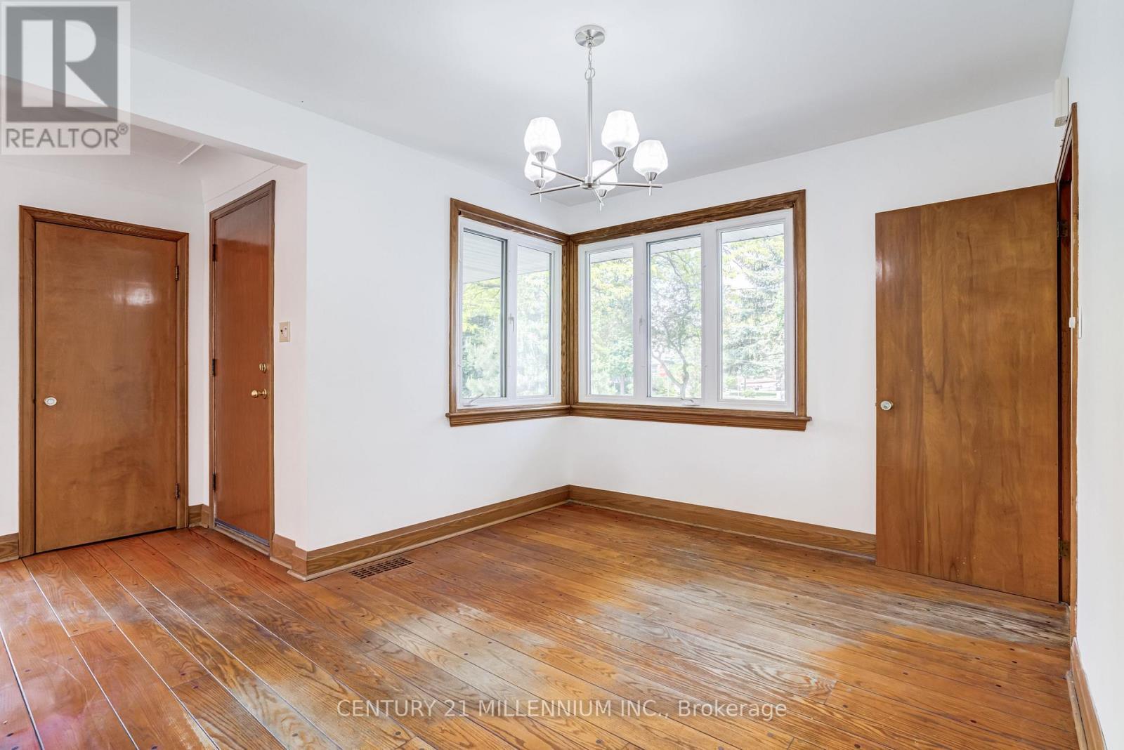 99 Sunning Hill Avenue, Hamilton, ON