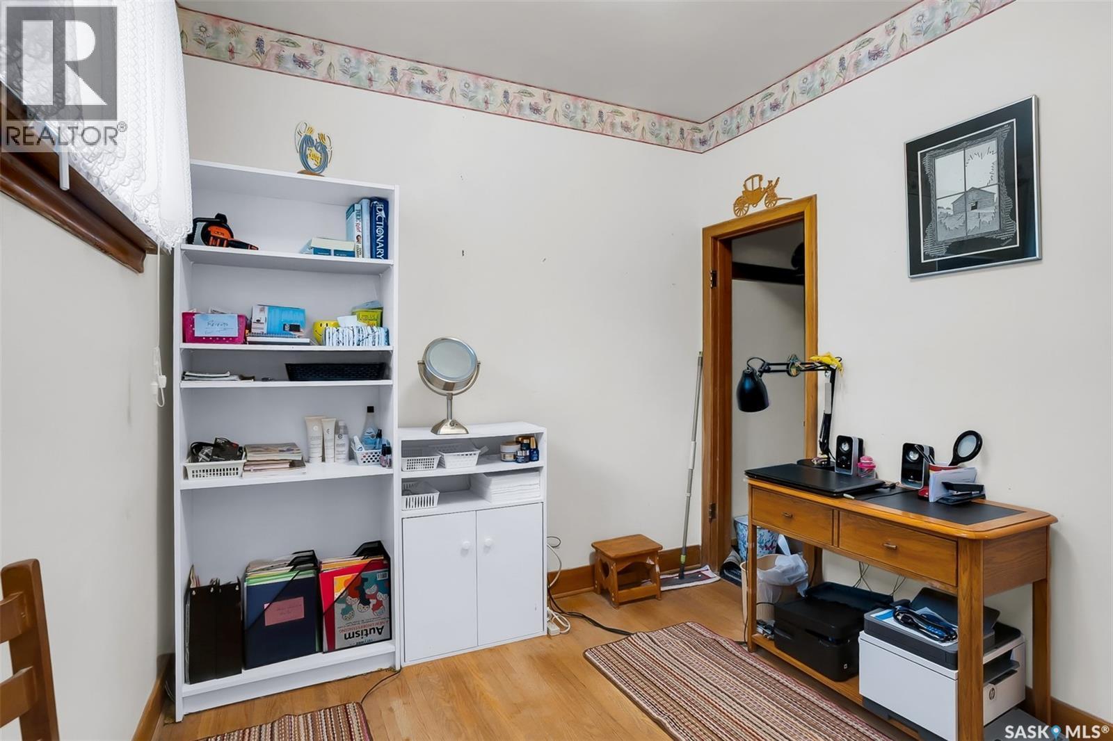 421 P Avenue N, Saskatoon, SK