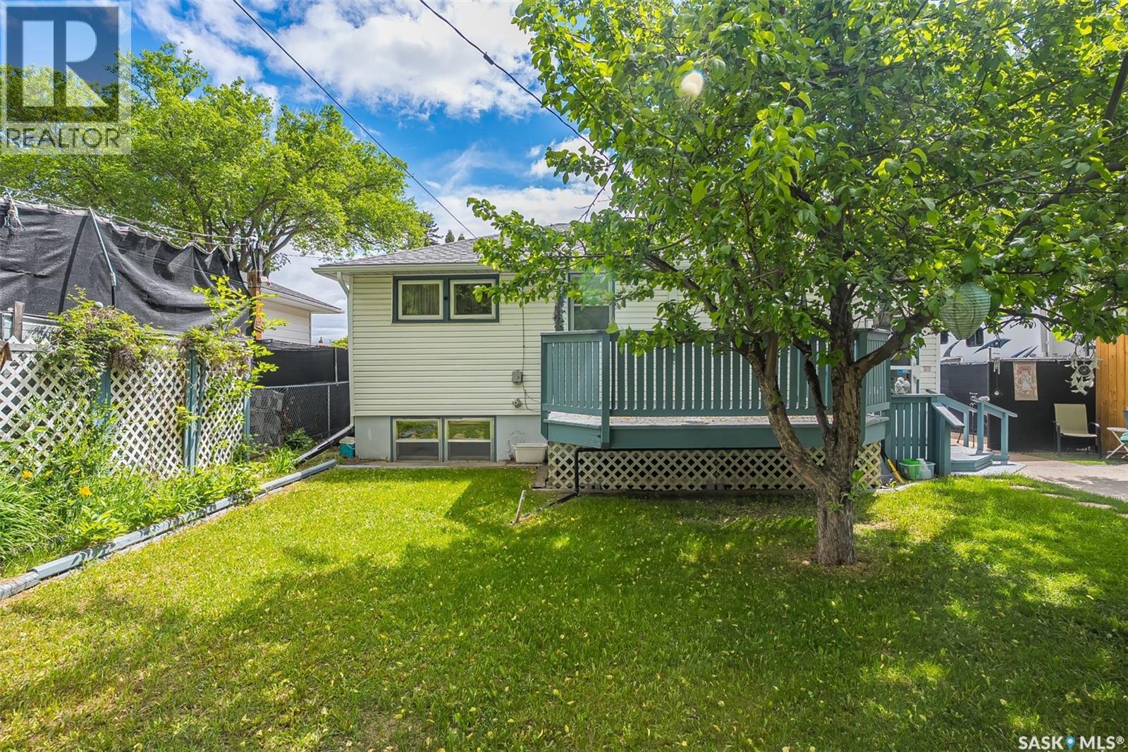 421 P Avenue N, Saskatoon, SK