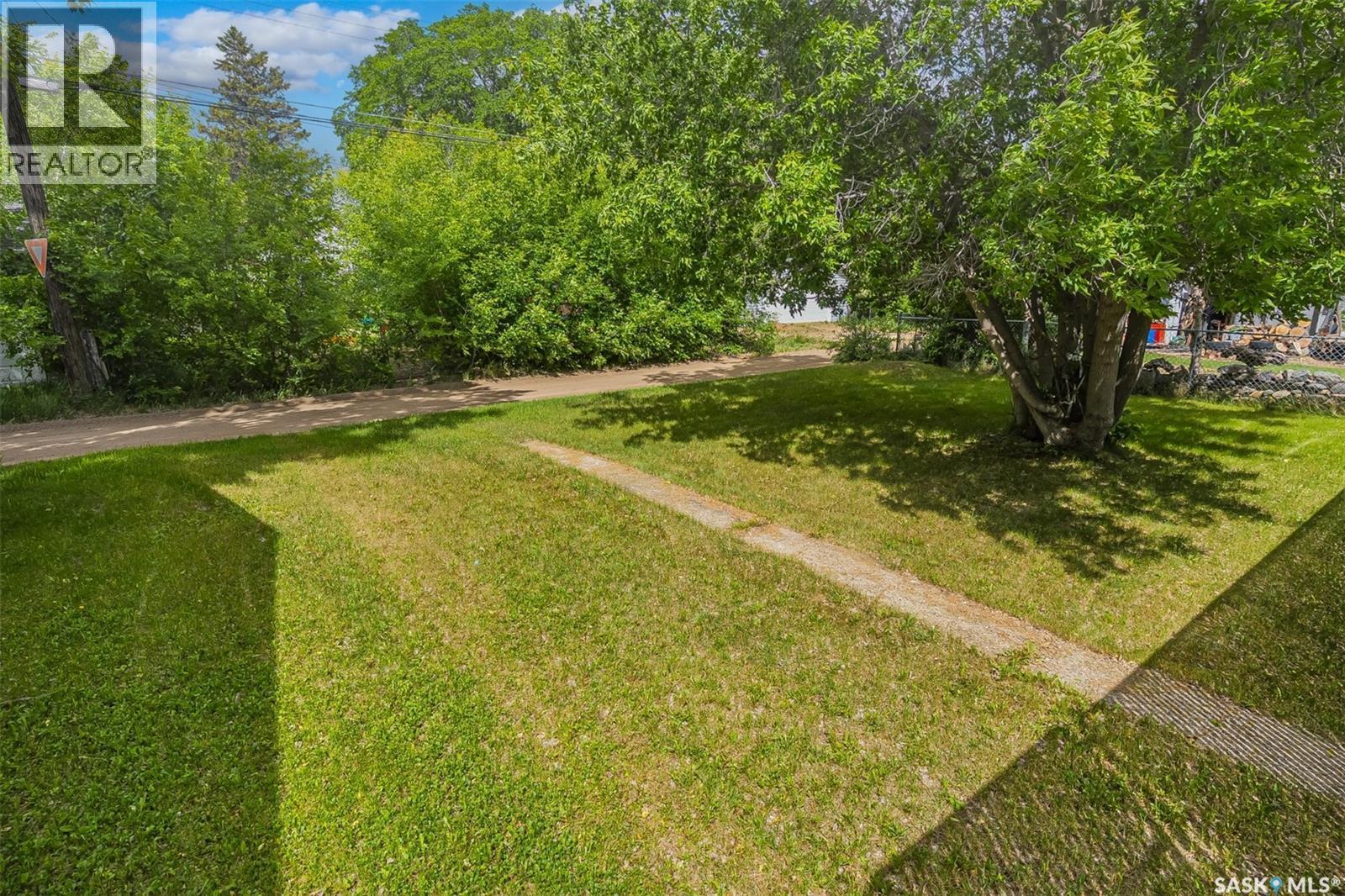 421 P Avenue N, Saskatoon, SK