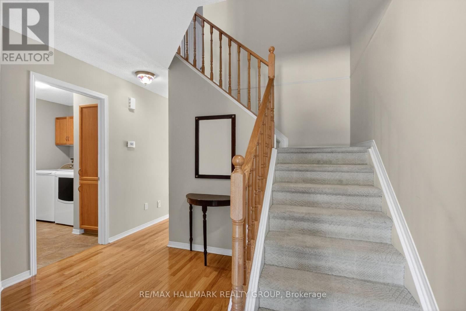 80 Scarlet Court, Ottawa, ON