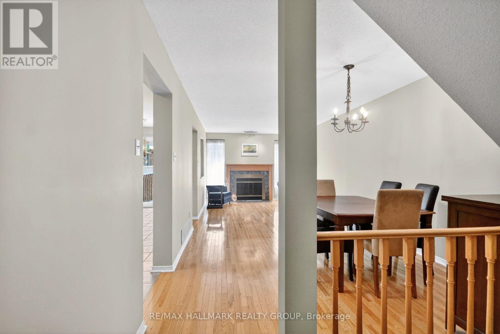 80 Scarlet Court, Ottawa, ON