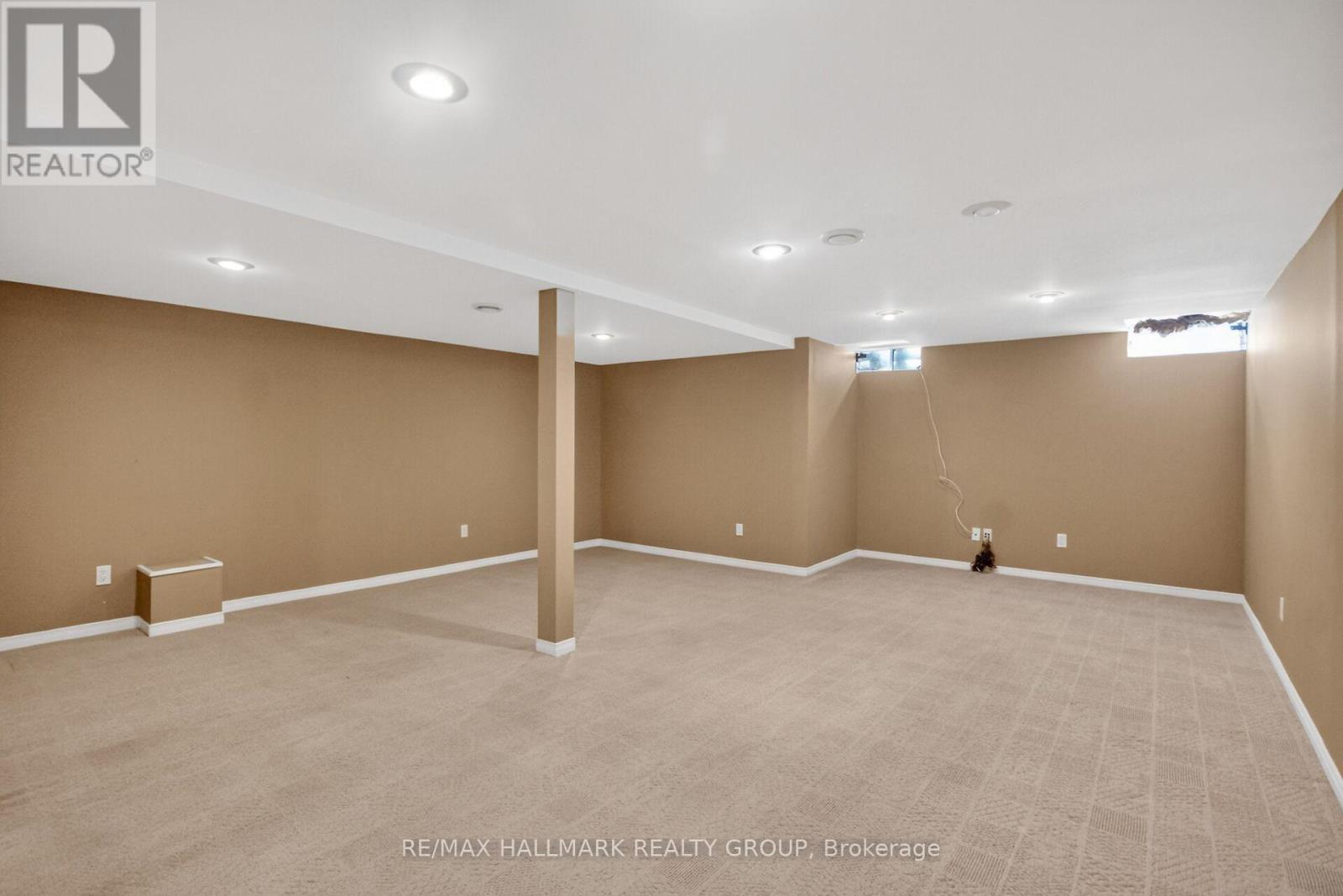 80 Scarlet Court, Ottawa, ON