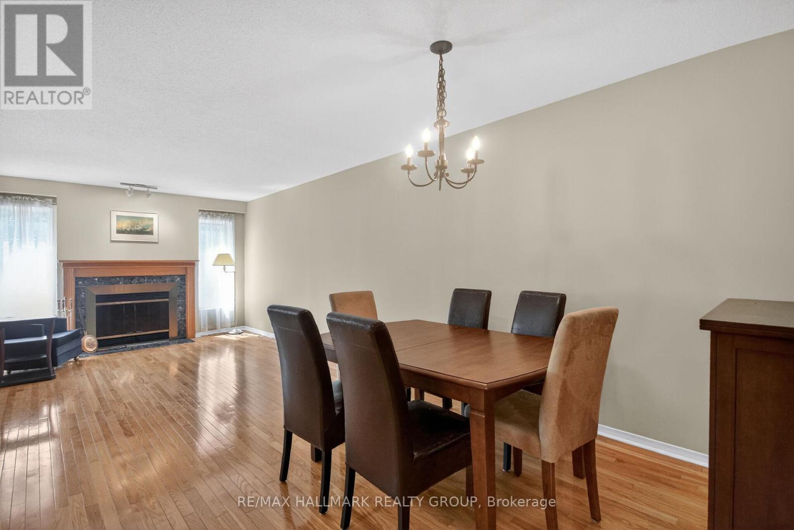 80 Scarlet Court, Ottawa, ON