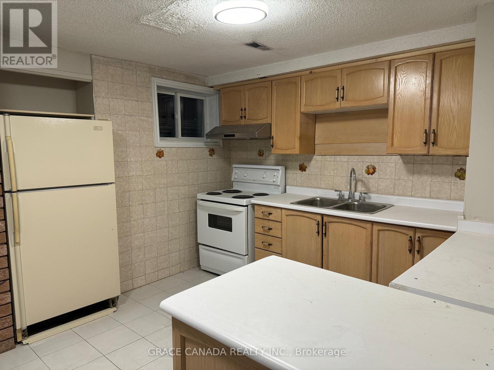 Lower - 162 Jackman Crescent, Vaughan, ON