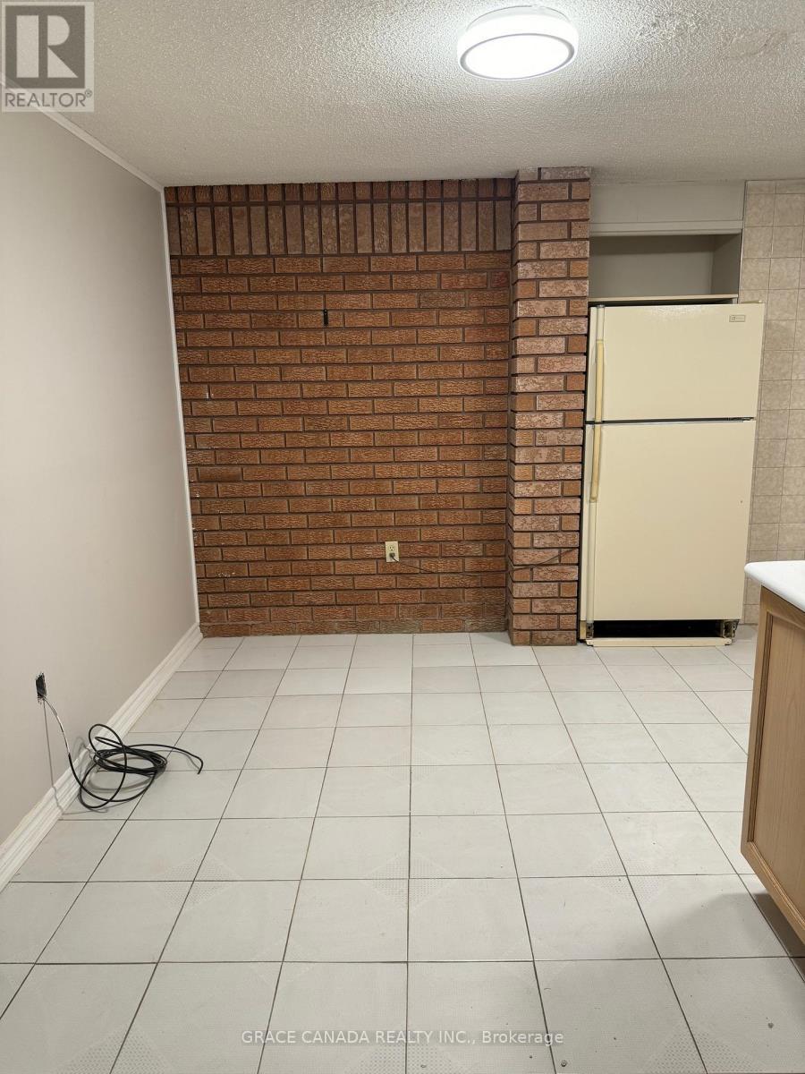 Lower - 162 Jackman Crescent, Vaughan, ON