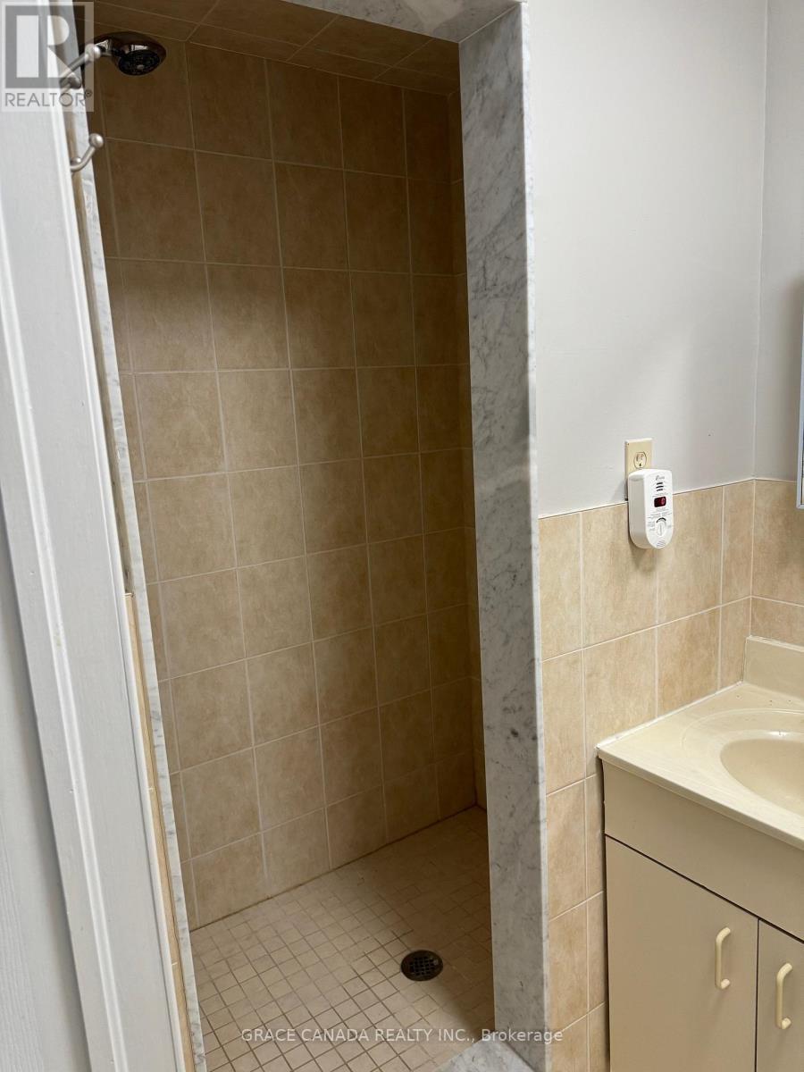 Lower - 162 Jackman Crescent, Vaughan, ON