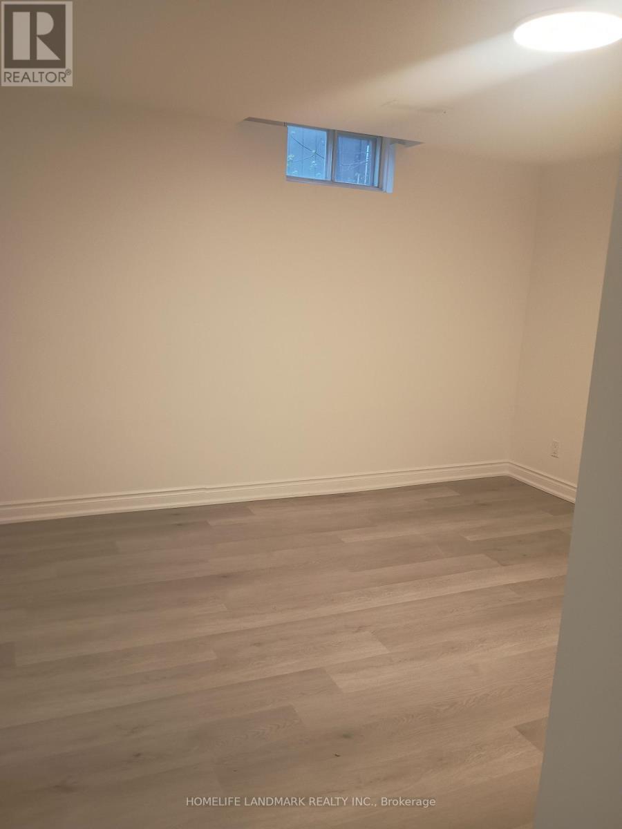 112 Holm Crescent, Markham, ON