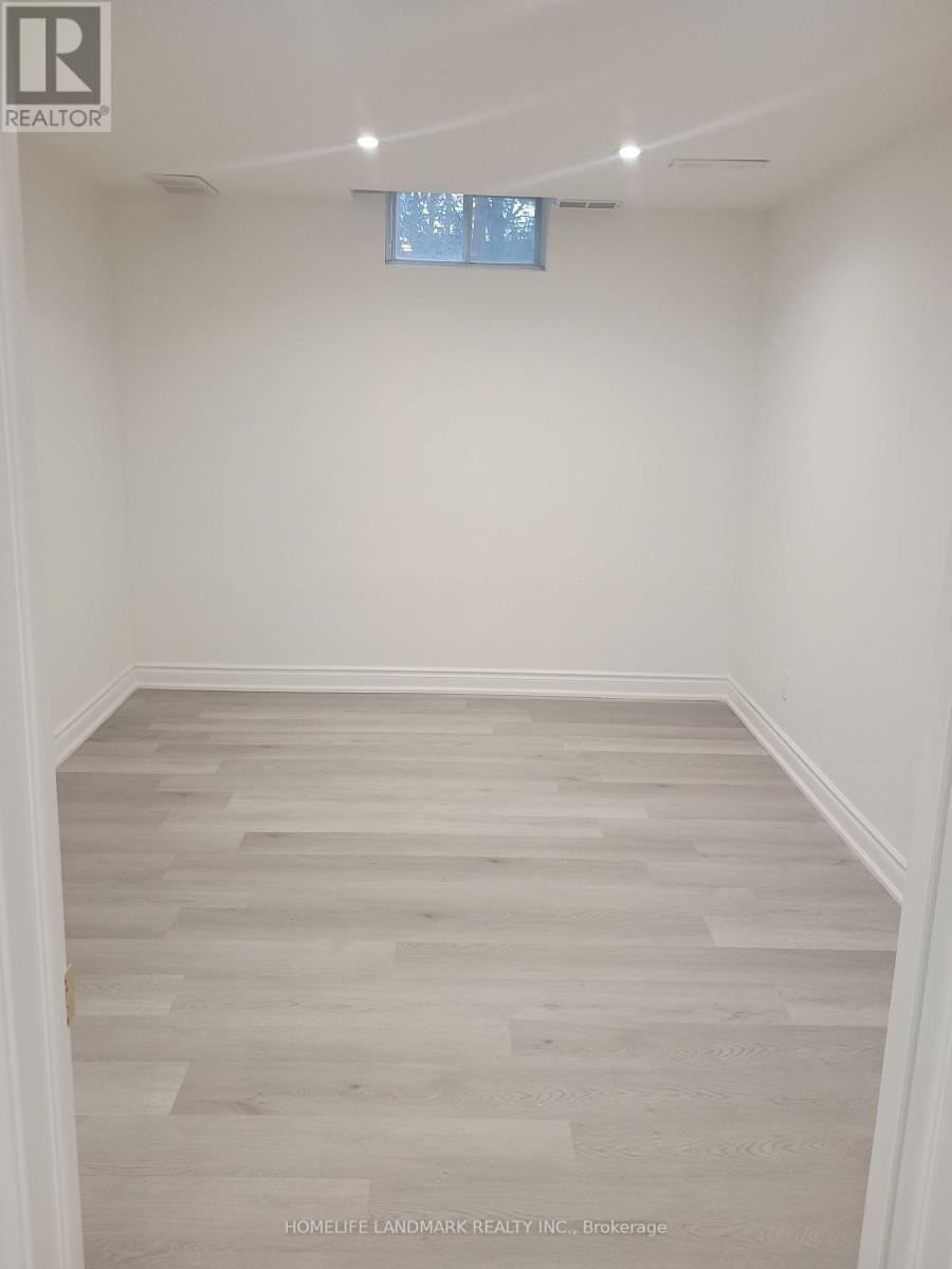 112 Holm Crescent, Markham, ON