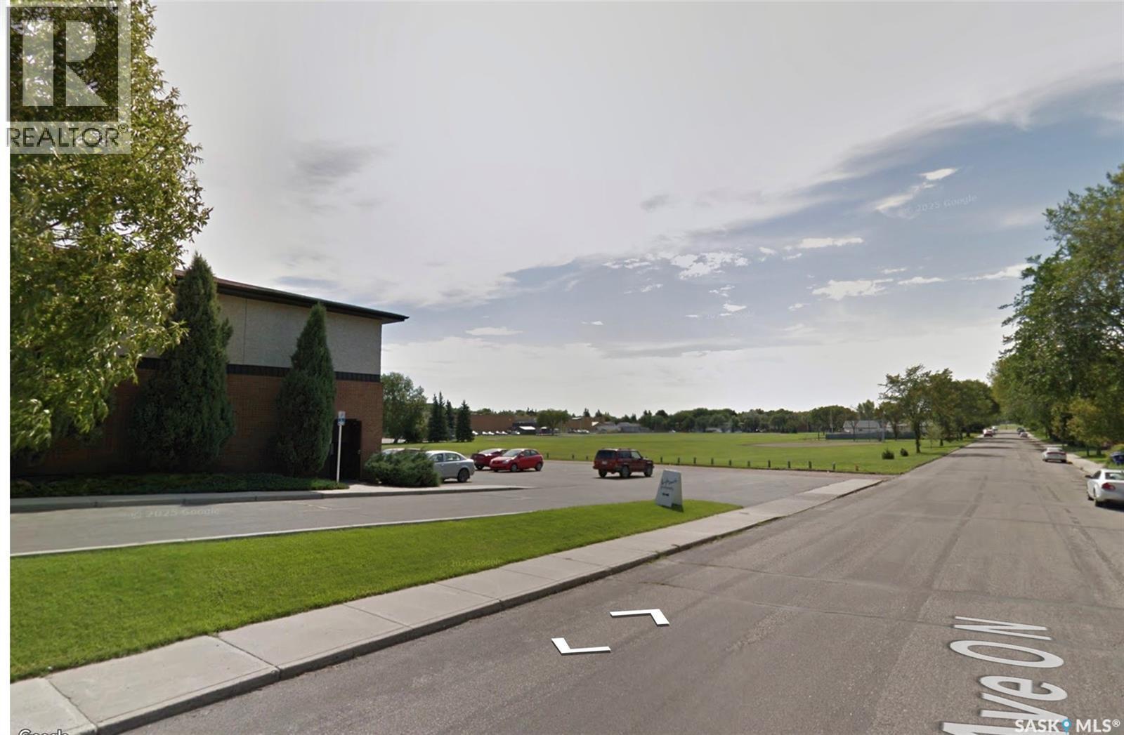 605 O Avenue N, Saskatoon, SK