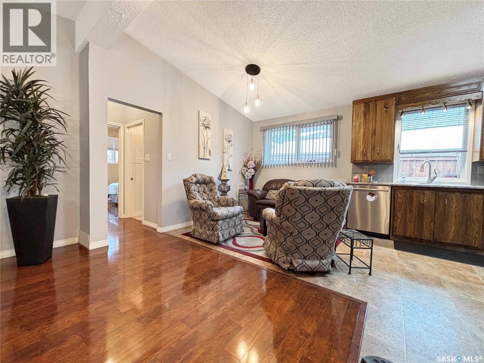 605 O Avenue N, Saskatoon, SK