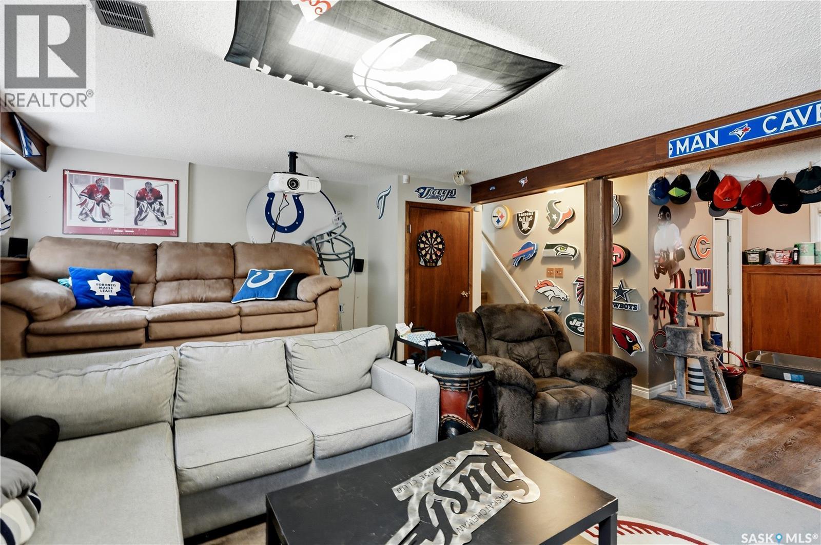 350 Weyakwin Drive, Saskatoon, SK