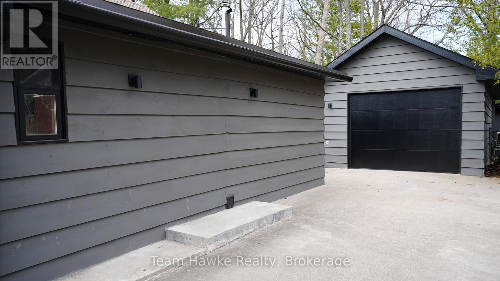 283 Tiny Beaches Road S, Tiny, ON