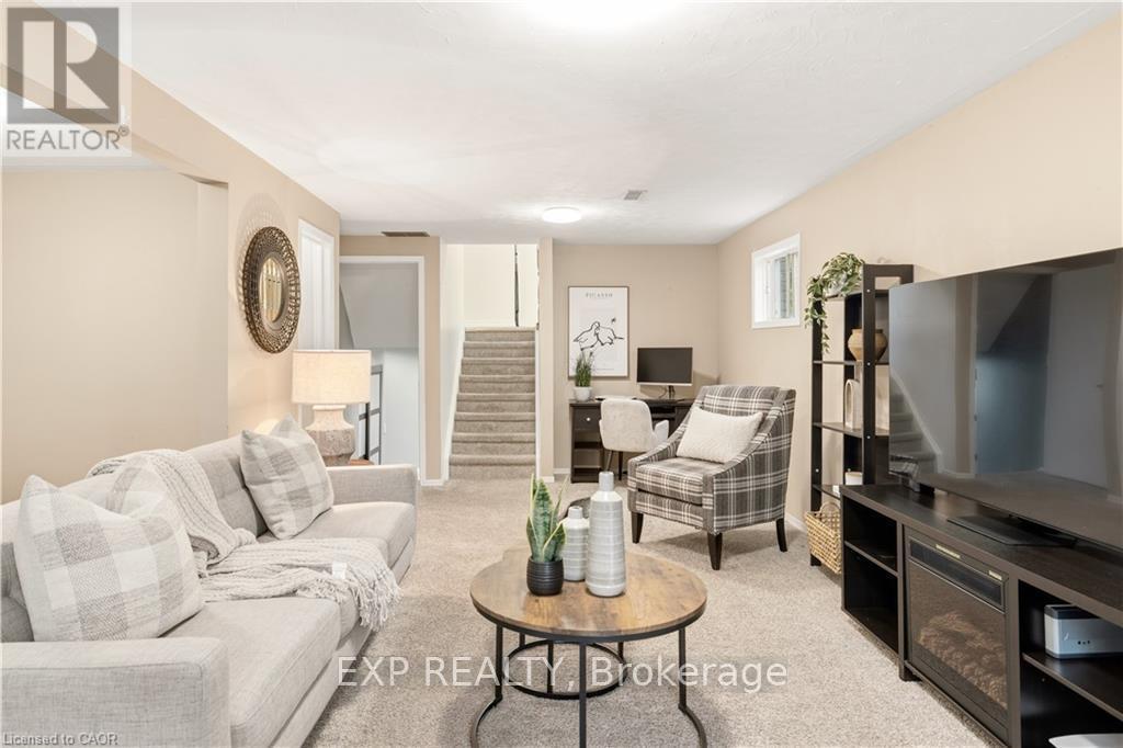 45 Catalina Court, Kitchener, ON