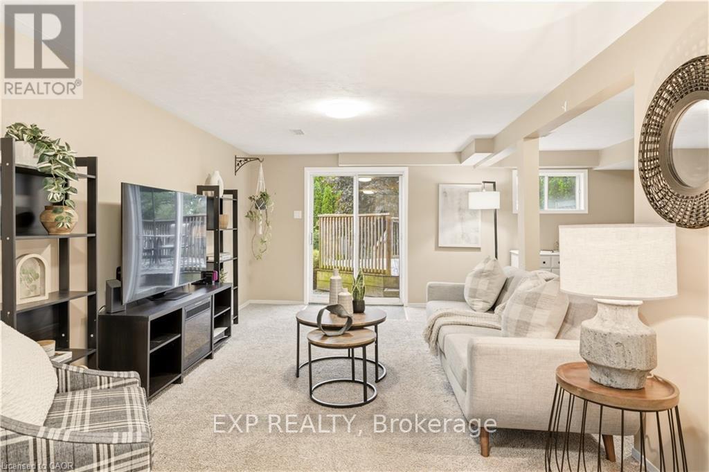45 Catalina Court, Kitchener, ON
