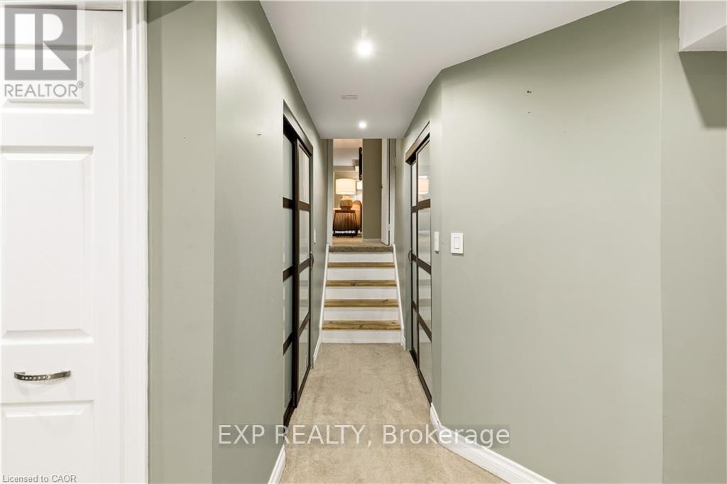 45 Catalina Court, Kitchener, ON