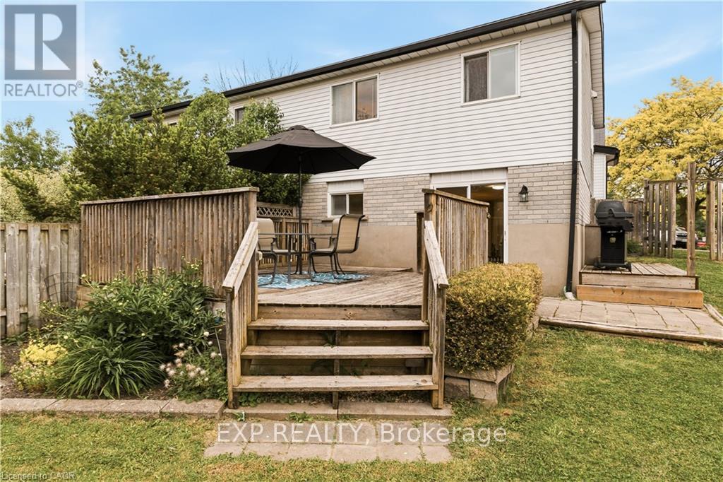 45 Catalina Court, Kitchener, ON