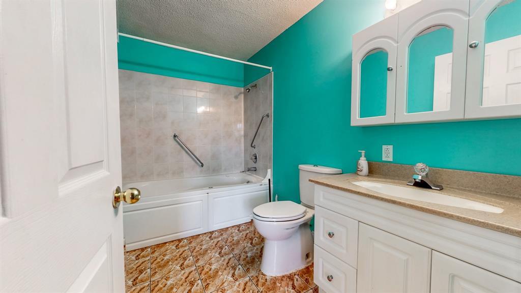 283 Main Road, Pouch Cove, NL