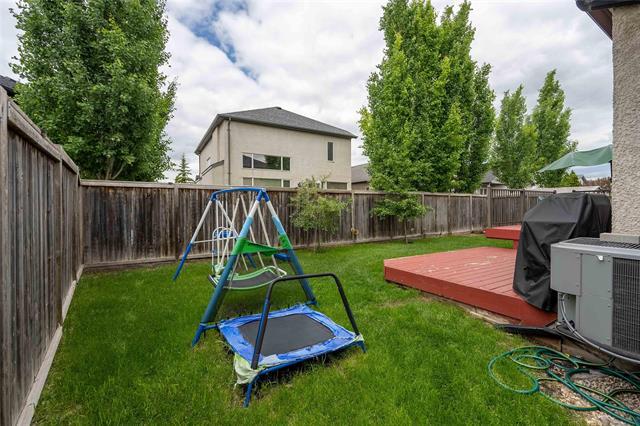 86 St Albans Rd, Winnipeg, MB
