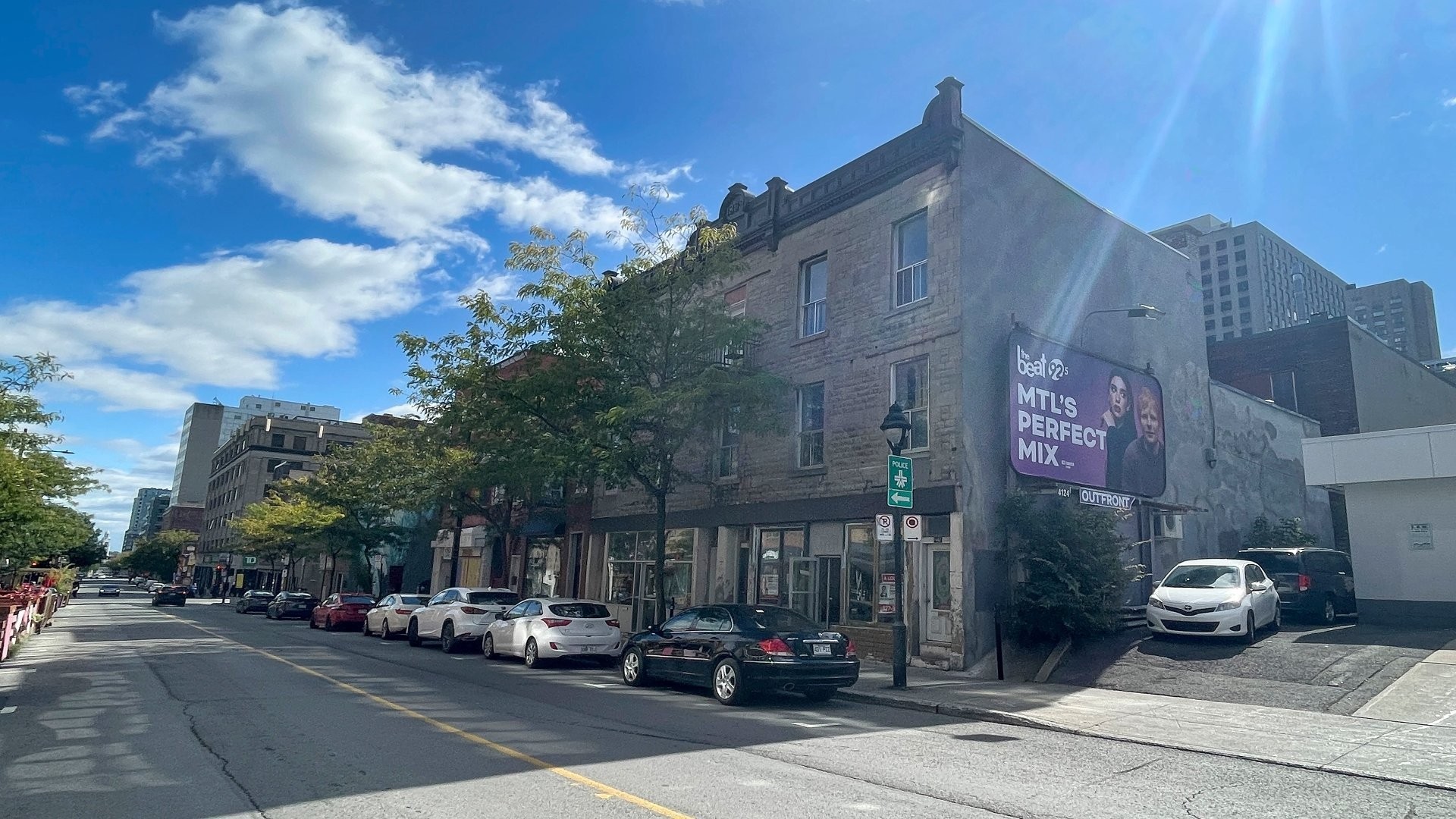 Façade - 1460 Rue Atateken, Montréal (Ville-Marie), QC